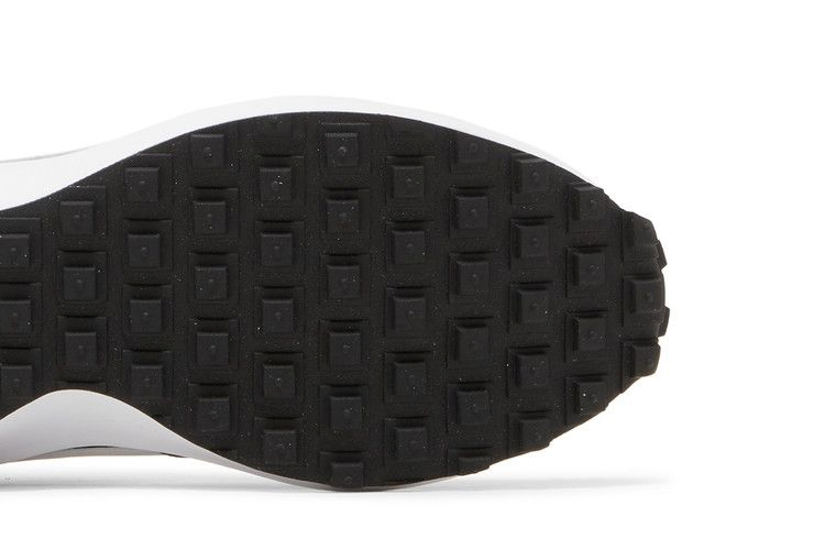 Кроссовки Nike Wmns Waffle Debut 'Black White'