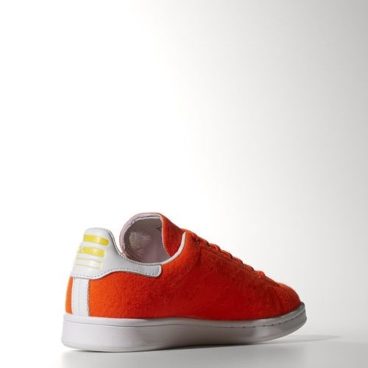 Кроссовки Pharrell Williams x adidas Stan Smith 'Solar Orange'