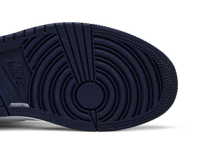 Кроссовки Air Jordan 1 Retro High CO.JP 'Midnight Navy' Suitcase Special Box