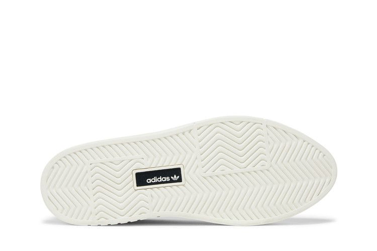 wmns-sleek-super-cloud-white-silver-eg6770_03