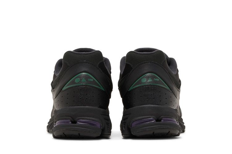 2002r-hiking-pack-black-m2002rwn_05
