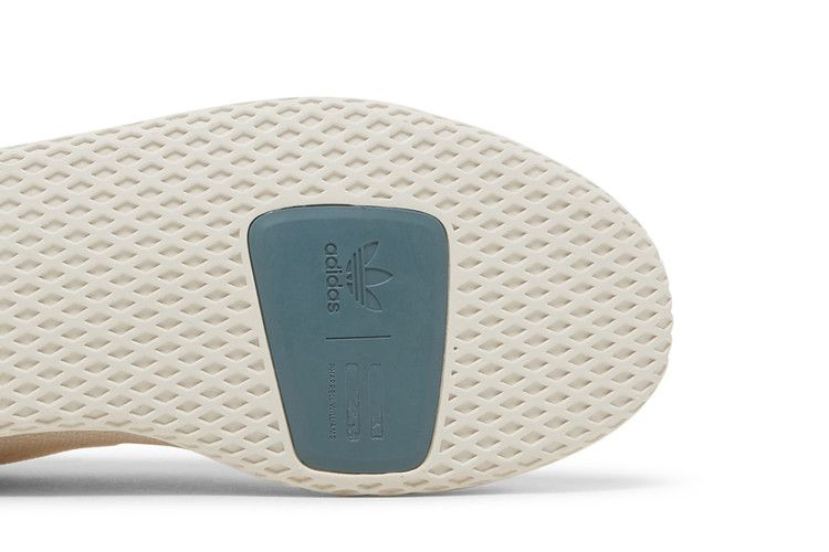 Кроссовки Pharrell Williams x adidas Tennis Hu 'Chalk White Light Grey'