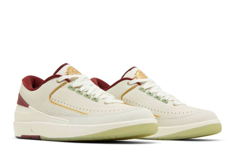 air-jordan-2-retro-low-year-of-the-dragon-aj2cny_07