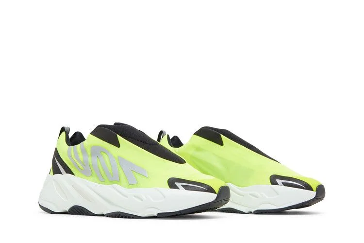 Krossovki-adidas-Yeezy-Boost-700-MNVN-Laceless-Phosphor-7