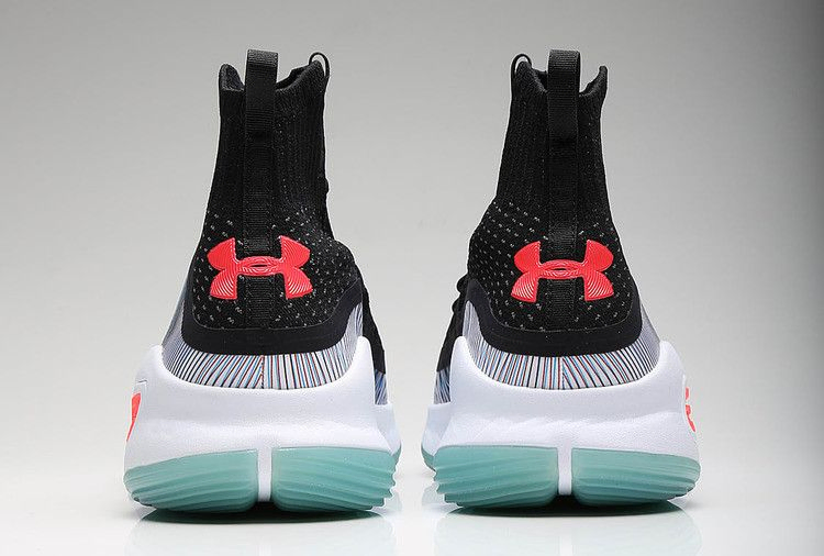 Кроссовки Under Armour Curry 4 'More Magic' 2017