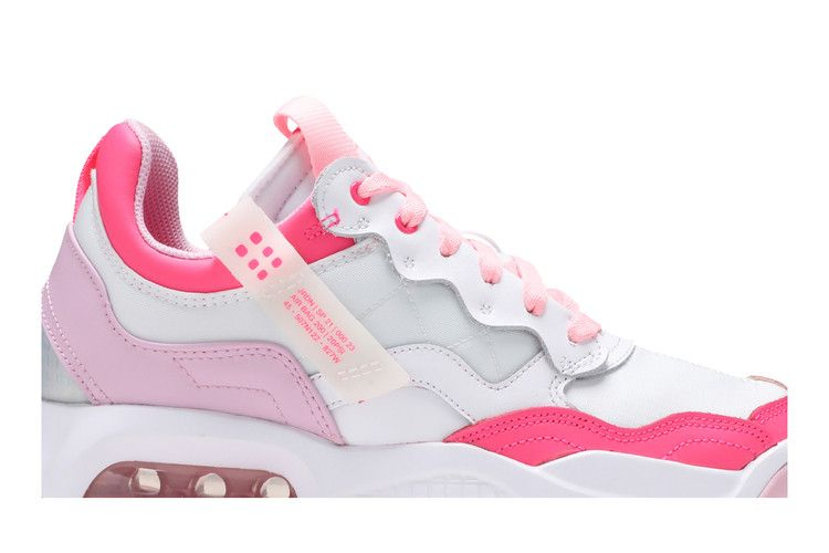 jordan-ma2-gs-light-arctic-pink-cw6000-100_01