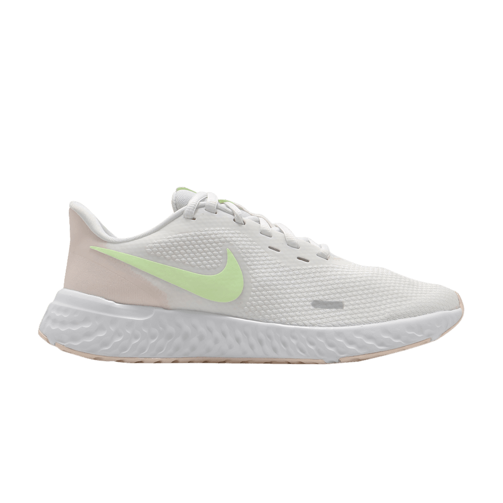 wmns-revolution-5-summit-white-bq3207-105