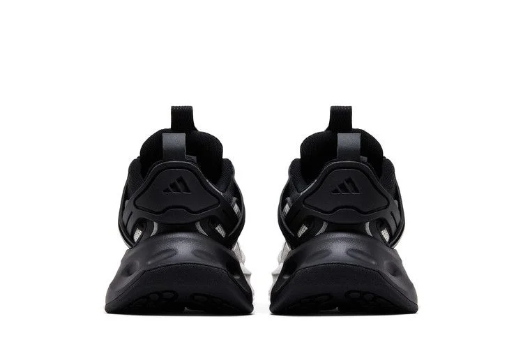 Krossovki-adidas-XLG-Runner-Deluxe-White-Black-5