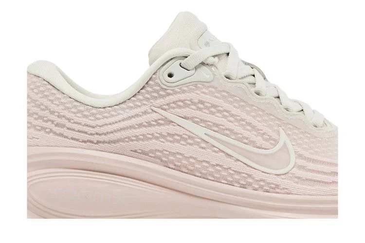 Кроссовки Nike Wmns Vomero Plus 'Silt Red Light Bone'