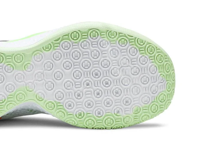 Krossovki-Gatorade-x-Nike-PG-4-White-GX-4