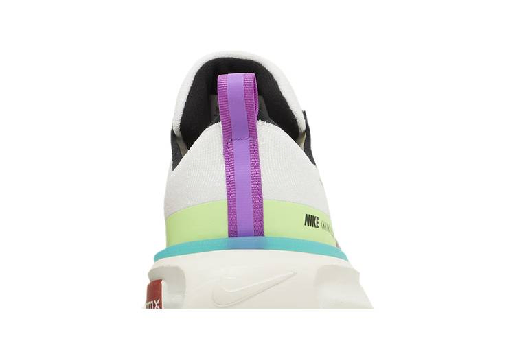 Кроссовки Nike ZoomX Invincible 3 'Mismatched'