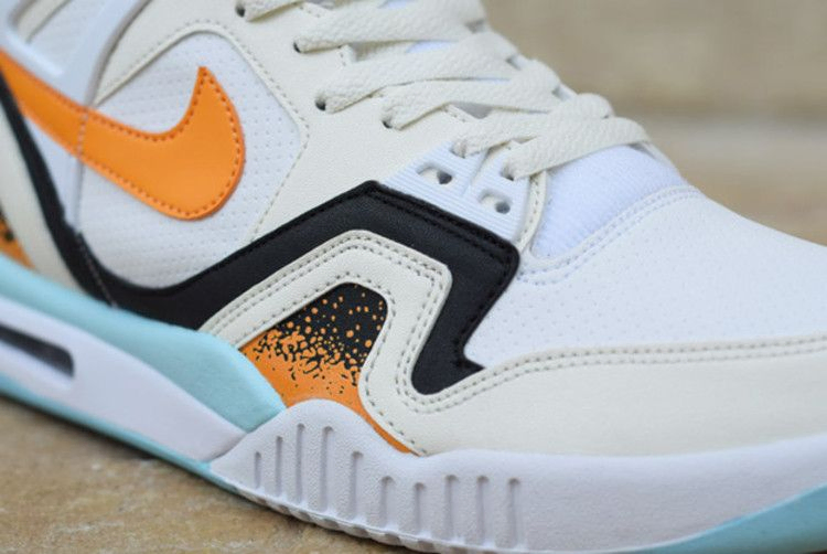 air-tech-challenge-2-kumquat-318408-180_04
