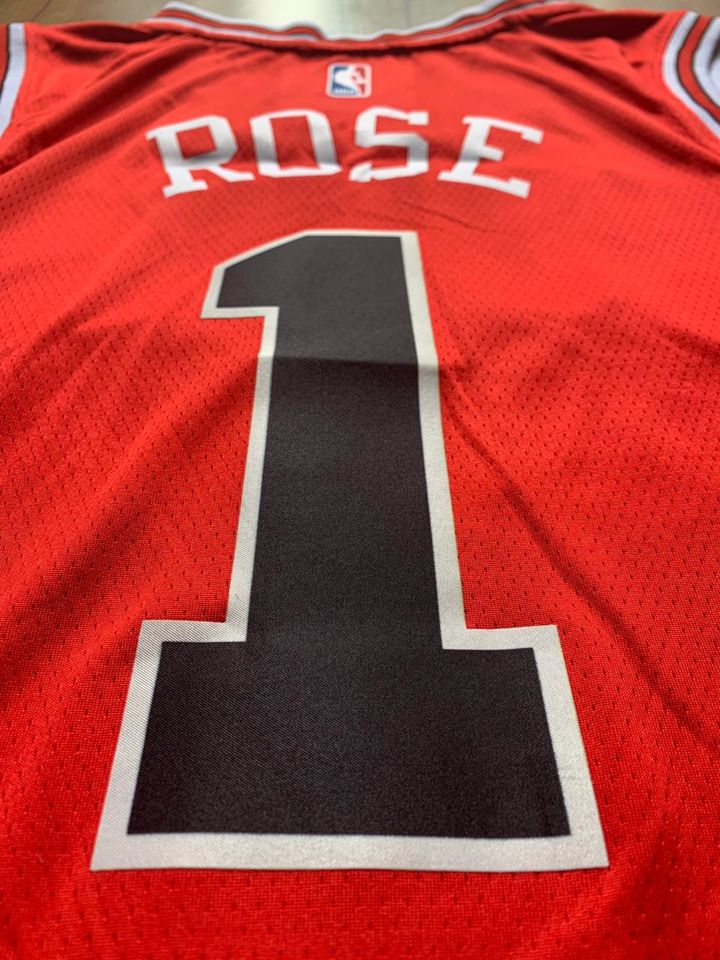 Баскетбольная джерси Rose Chicago Bulls Nike Icon Swingman Jersey Red