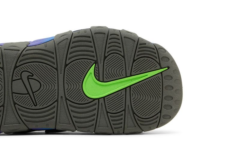air-more-uptempo-slide-black-blue-purple-gradient-fn8893-034_04