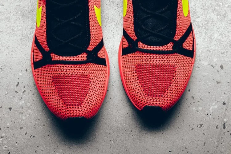 Krossovki-Nike-Duel-Racer-Bright-Crimson-4