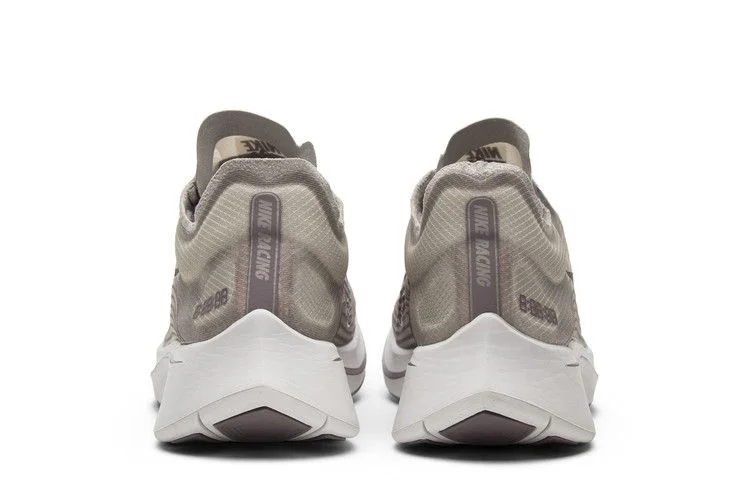 Кроссовки NikeLab Zoom Fly SP 'Chicago'