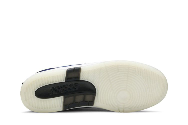 air-force-2-low-sb-foamposite-av3800-440_03