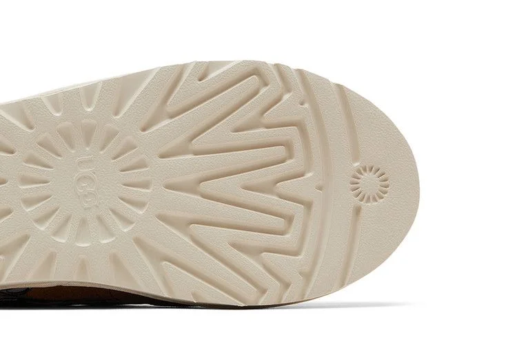 Сабо Palace x Looney Tunes x UGG Tasman Slipper 'Chestnut'