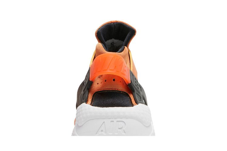 Кроссовки Nike Air Huarache 'Hot Curry'