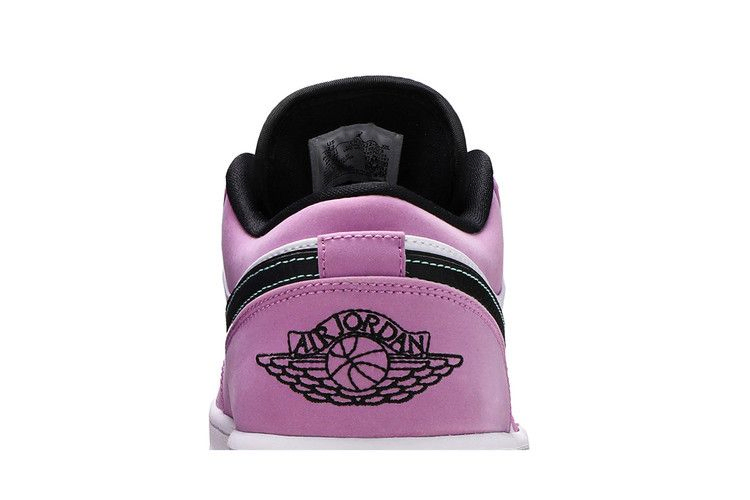Кроссовки Air Jordan 1 Low SE 'Violet Shock'