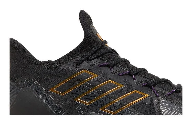 Krossovki-Marvel-x-adidas-Mahomes-1-Impact-FLX-Black-Panther-1