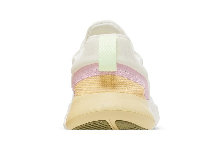 Кроссовки Nike Wmns Free Run 5.0 'Summit White Light Arctic Pink'