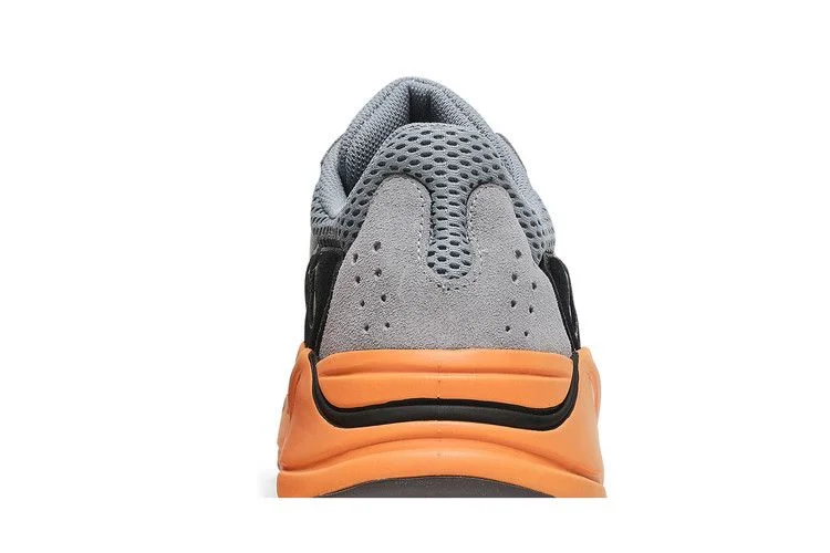 Кроссовки adidas Men's Yeezy Boost 700 'Wash Orange'