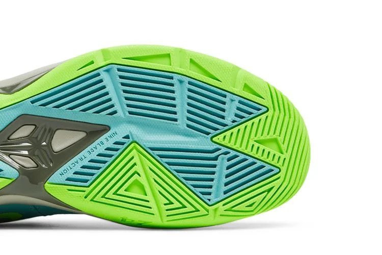 Krossovki-Nike-Zoom-Kobe-Venomenon-4-4