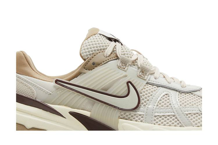 Кроссовки Nike Women's V2K Run 'Light Orewood Brown'