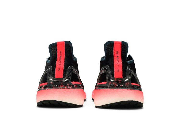 Кроссовки Adidas Wmns UltraBoost PB 'Black Signal Pink' Sample