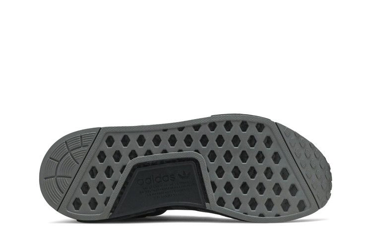 Кроссовки Adidas NMD_R1 'Grey Black'