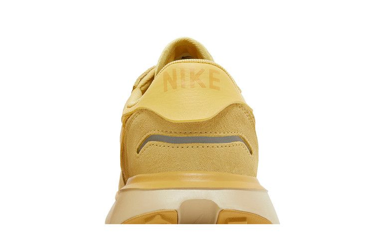 Кроссовки Nike Wmns Phoenix Waffle 'Wheat Gold'