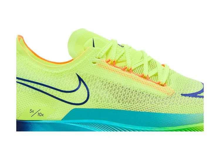 Кроссовки Nike ZoomX Streakfly 'Fast Pack'