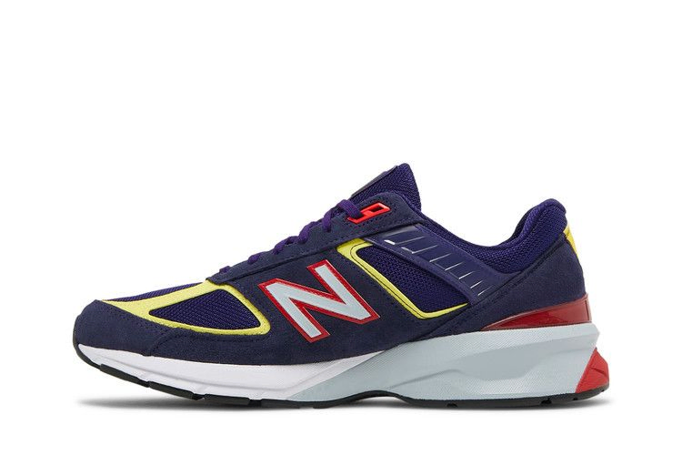 990v5-made-in-usa-virtual-violet-first-light-m990ga5_02