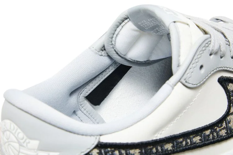 Krossovki-Dior-x-Air-Jordan-1-Low-8