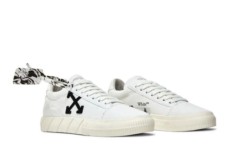 Krossovki-Off-White-Wmns-Vulc-Eco-Sneaker-White-Black-7