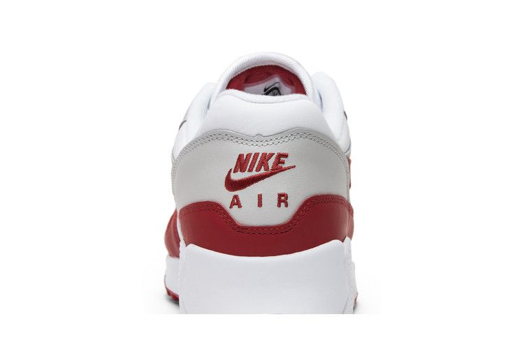 Кроссовки Nike Air Max 90/1 'University Red'