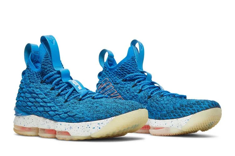 Krossovki-Nike-LeBron-15-Hardwood-Classics-7