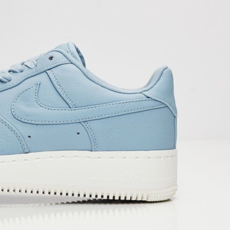air-force-1-low-blue-grey-905618-400_05