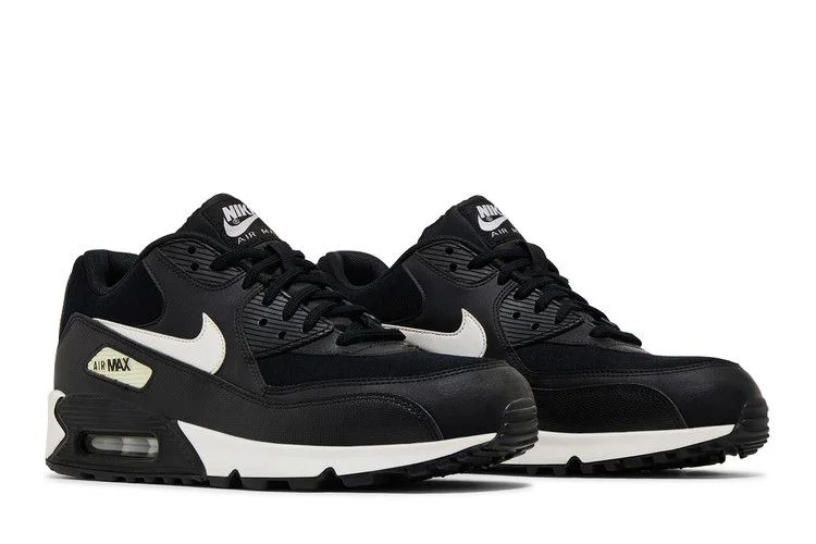 Krossovki-Nike-Wmns-Air-Max-90-Black-7