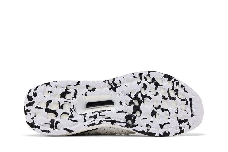 Krossovki-adidas-UltraBoost-Clima-U-White-Black-3