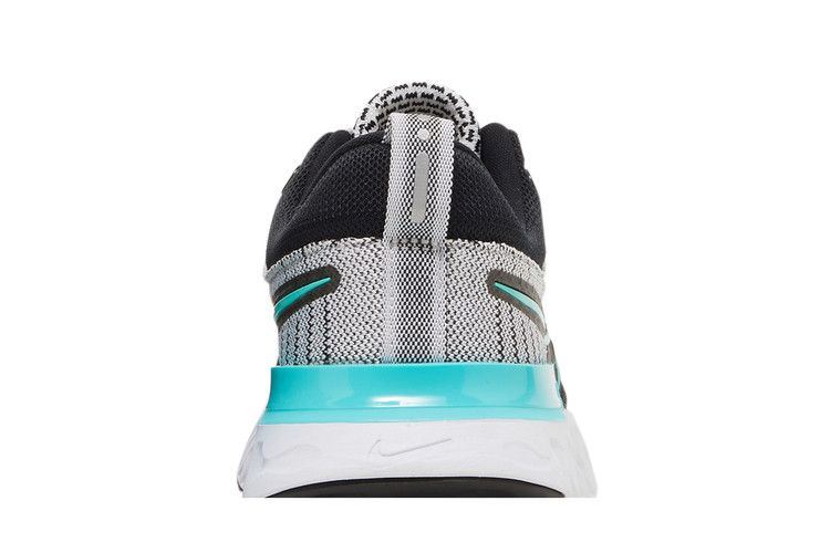 wmns-react-infinity-run-flyknit-2-black-aurora-green-ct2423-103_06