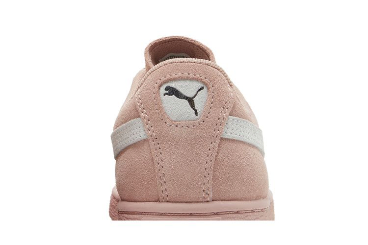 Кроссовки Puma Wmns Suede Classic 'Peach Beige'