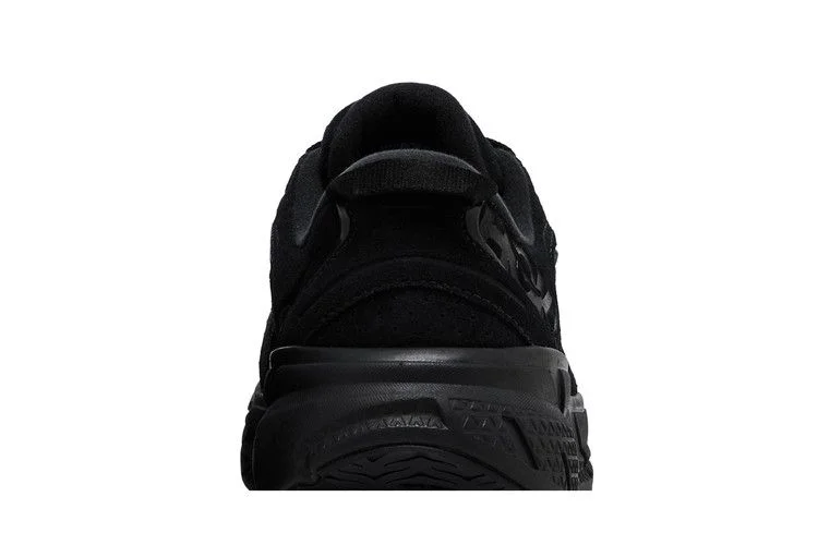 Кроссовки HOKA Clifton L Suede 'Triple Black'