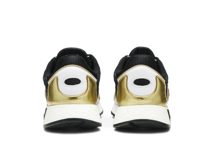 Кроссовки Adidas Tresc Run 'Black Metallic Gold'