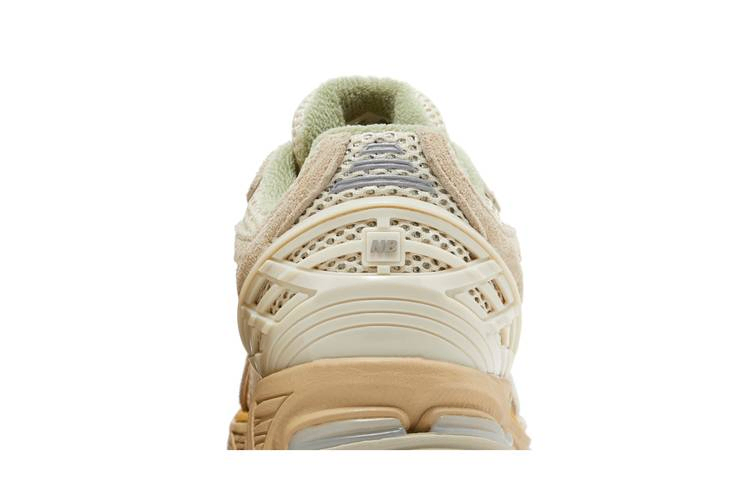 Кроссовки AURALEE x New Balance 1906R 'Bone White'