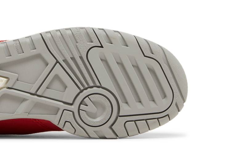 550-big-kid-suede-pack-team-red-gsb550nd_04