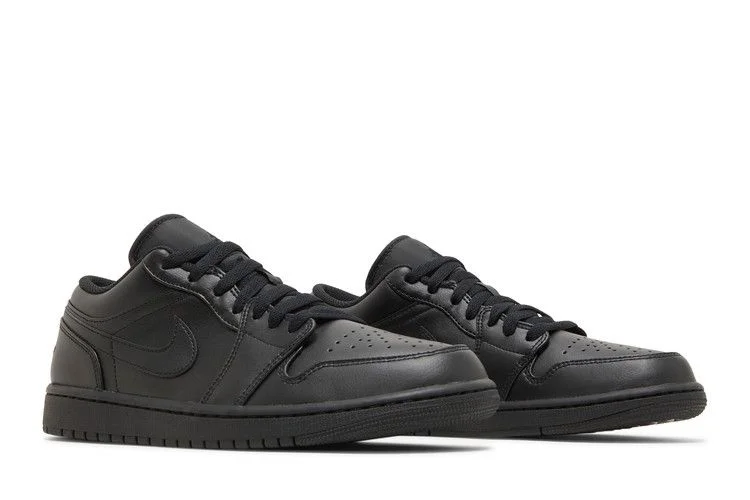Krossovki-Air-Jordan-1-Low-Triple-Black-2022-7