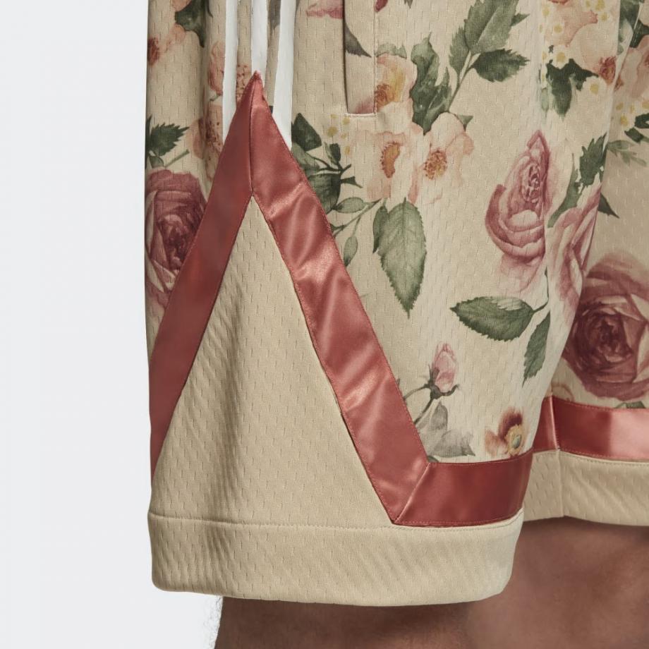 Спортивные шорты adidas x Eric Emanuel Shorts Stone Khaki