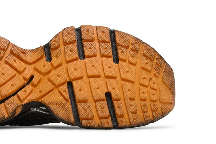 Кроссовки Balenciaga 3XL Sneaker 'Worn-Out - Black Orange'